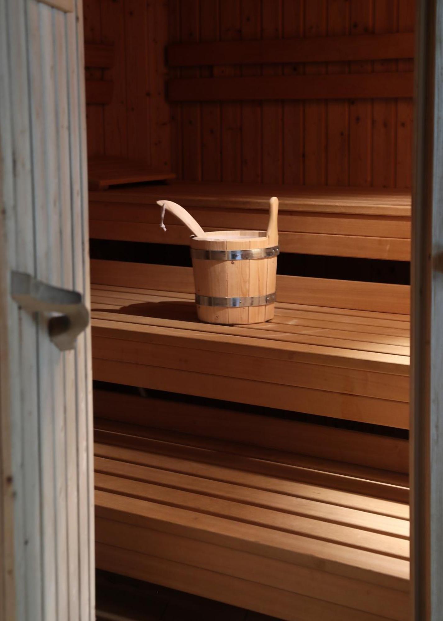 Unique Luxury Villa 22 Min To Munich 290M2 Pool Sauna 高庭 外观 照片